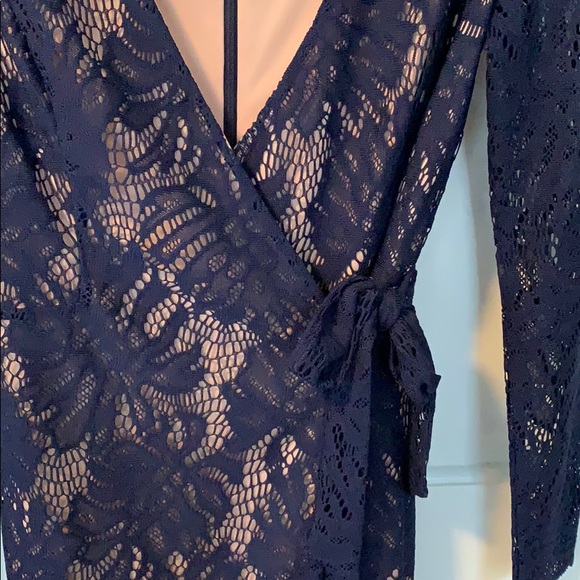 Lilly Pulitzer lace romper - Picture 3 of 6